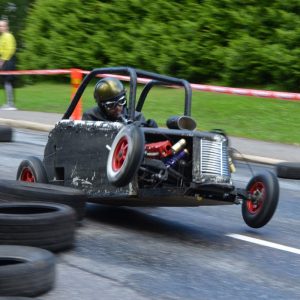 Mäkiauto